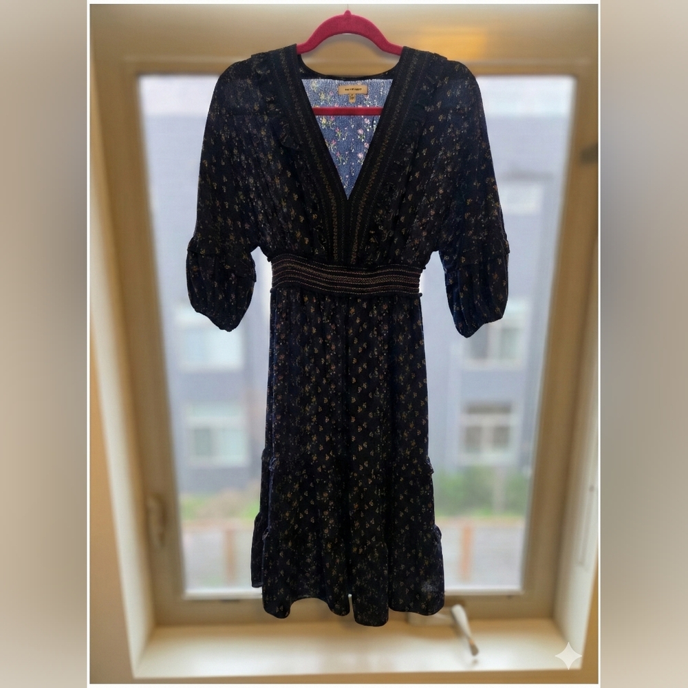 Max Studio Navy Floral Long Sleeve Dress